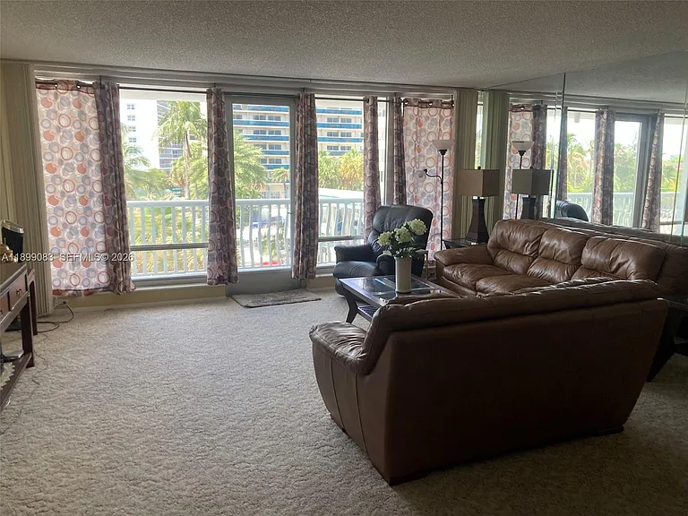 4020 Galt Ocean Dr #203 — Photo 16