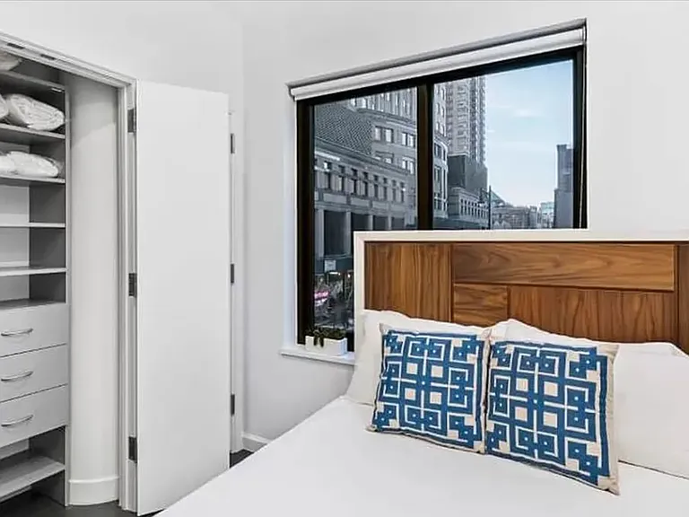830 8th Ave #3B — Photo 1
