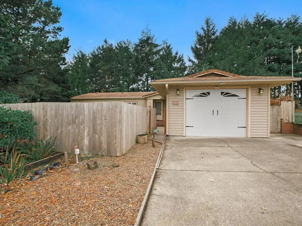 1410 SW Forest Pkwy, Waldport, OR 97394