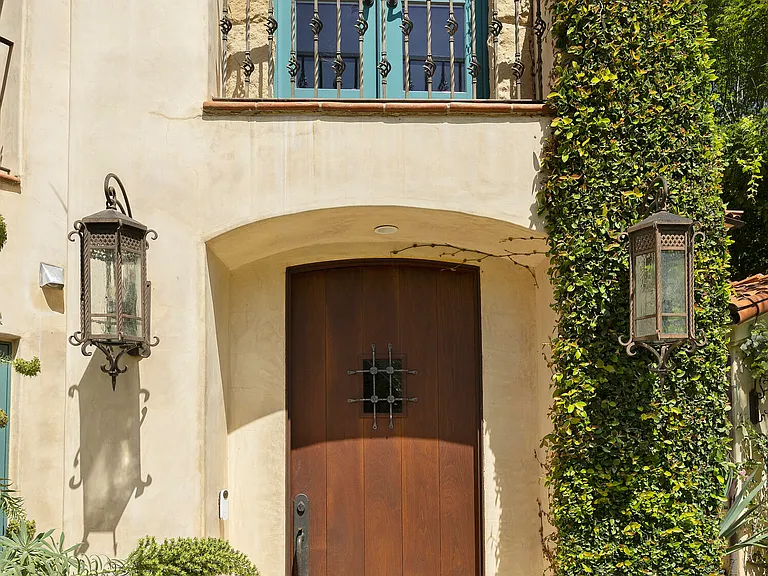 1493 Sycamore Canyon Rd — Photo 44