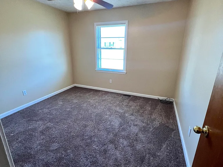 3327 Wood Valley Ct — Photo 24