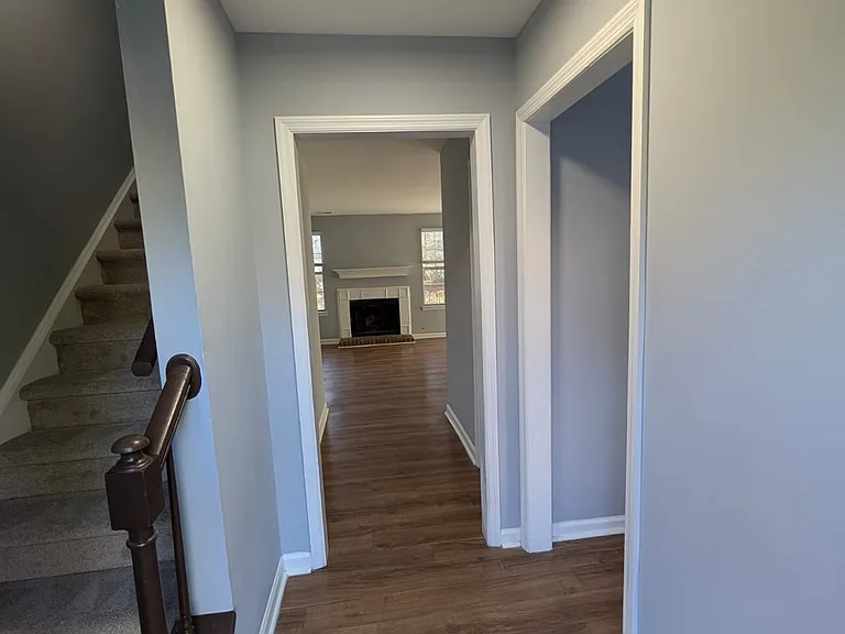 1541 Cedar Bluff Trl — Photo 2