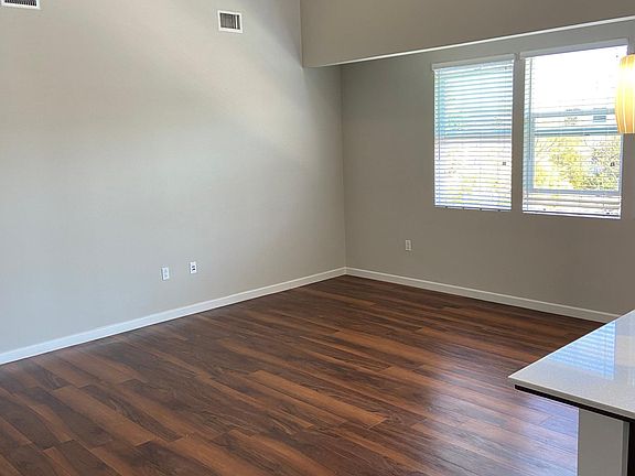 3rd image of 1729 Penmar Ave APT 2