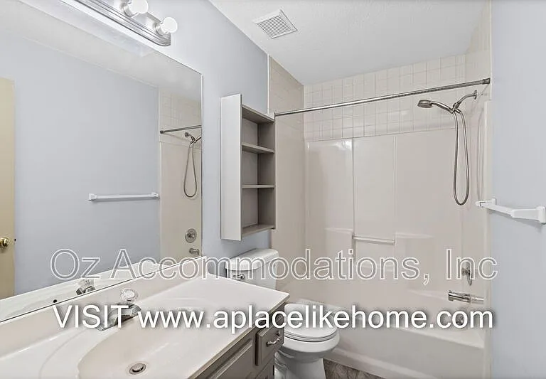 1140 SW Huntington Dr — Photo 11