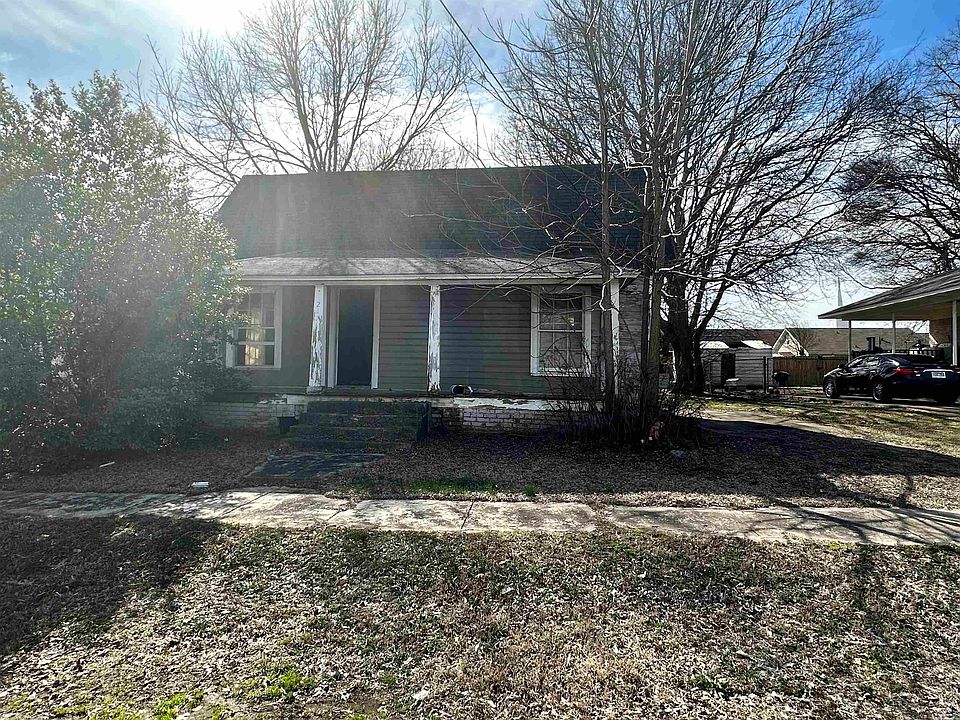 1st image of 217 Clay St