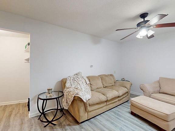 2nd image of 616 Park Ave APT 3