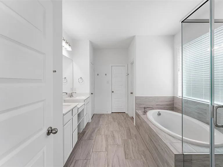 3614 Windward Canyon Dr — Photo 37