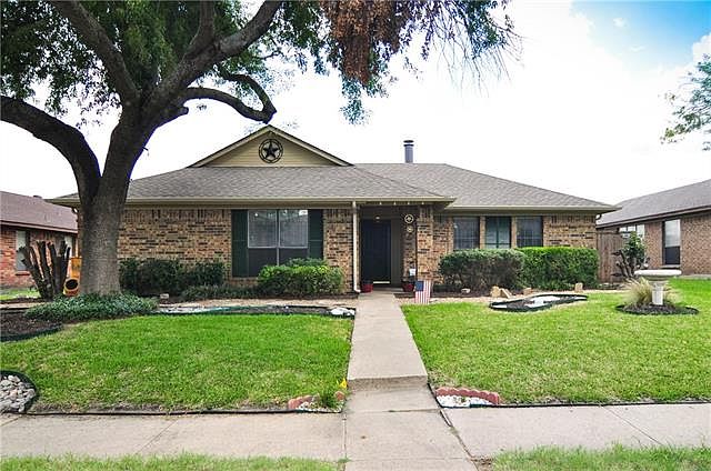 1st image of 1307 Petunia Dr