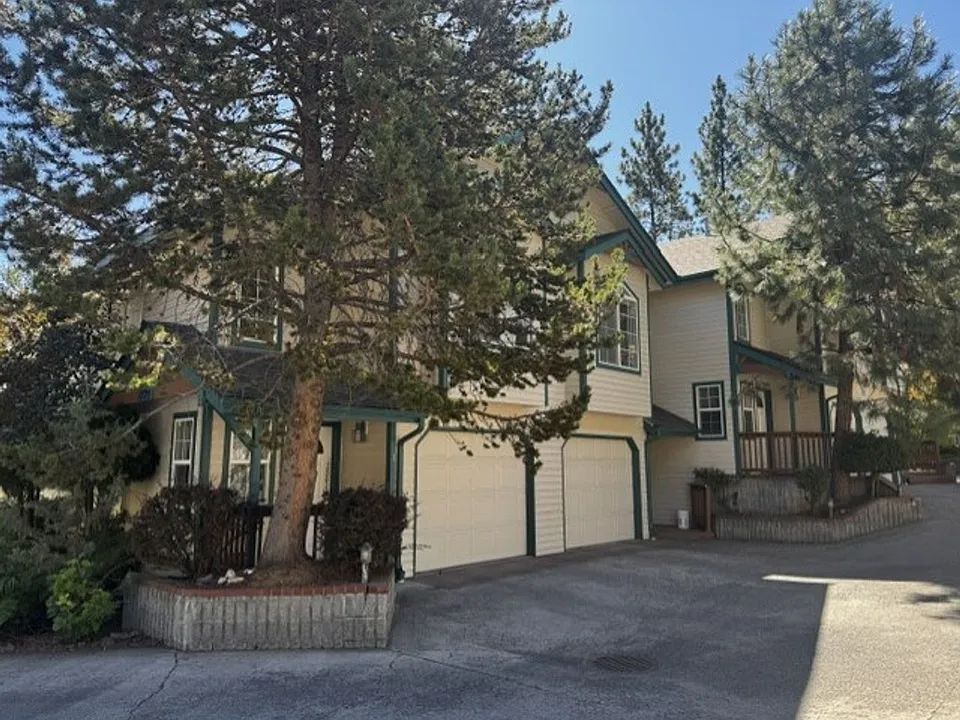 1725 SW Knoll Ave #2