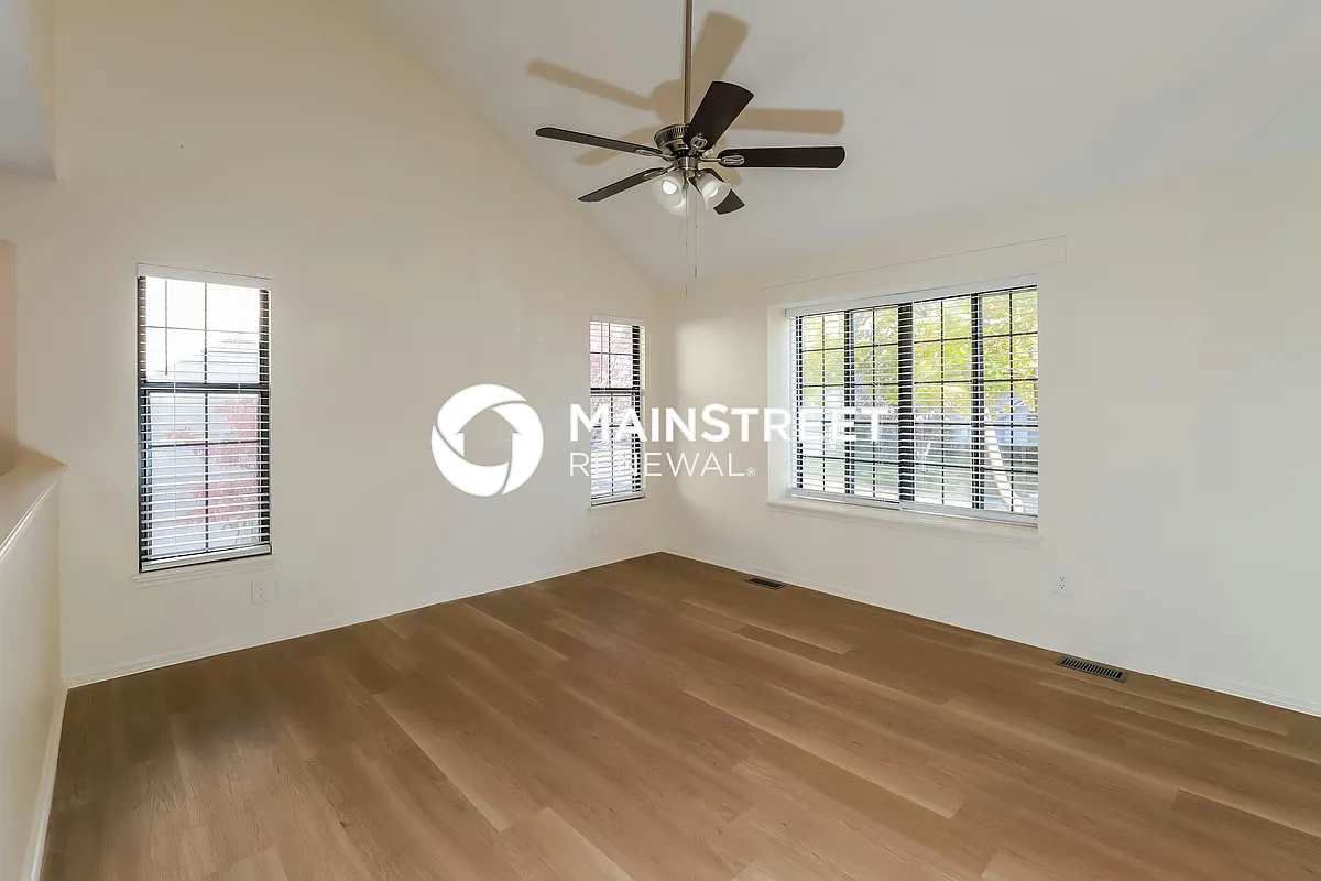Living Room - 404 SE Bristol Dr