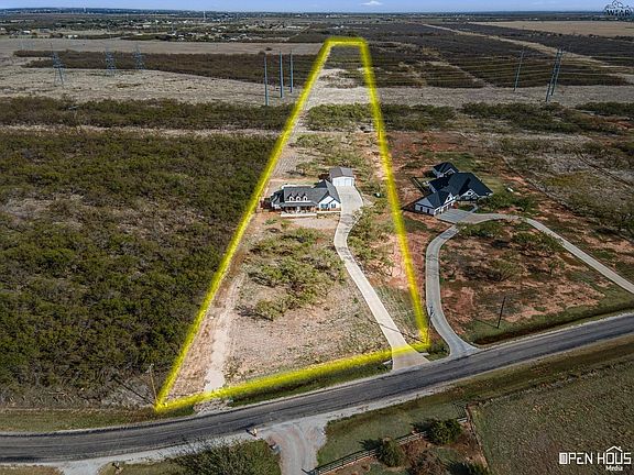 4th image of 727 Three Way Rd