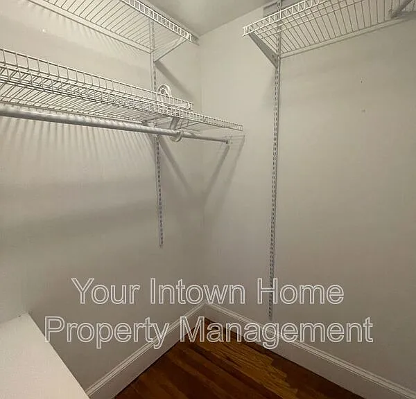 639 Somerset Ter NE — Photo 20