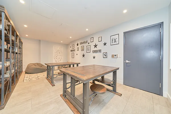 Rented by Living New York | media 32