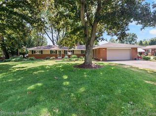 31541 Rocky Crst, Farmington Hills, MI 48336