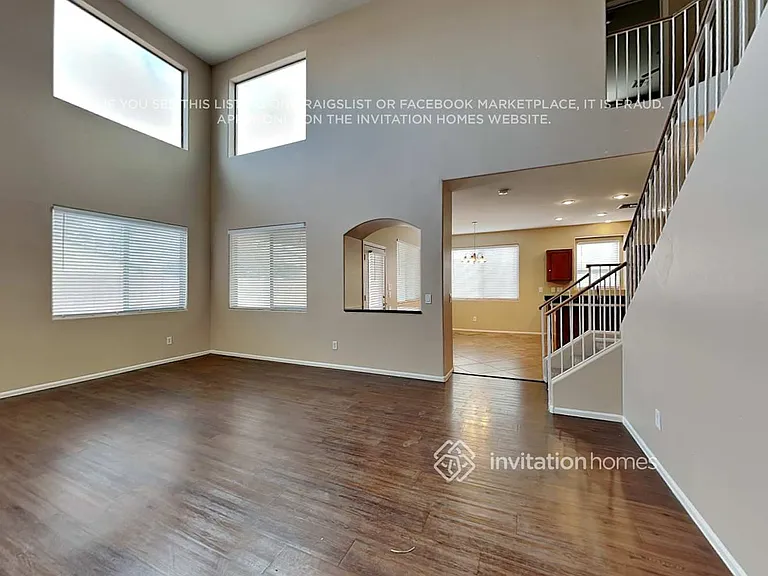 10410 W Illini St — Photo 6