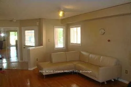 1352 Brookstar Dr — Photo 4