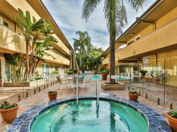 970 Palm Ave APT 104, West Hollywood, CA 90069