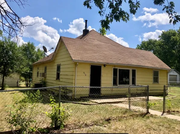 512 S Factory St, Enterprise, KS 67441