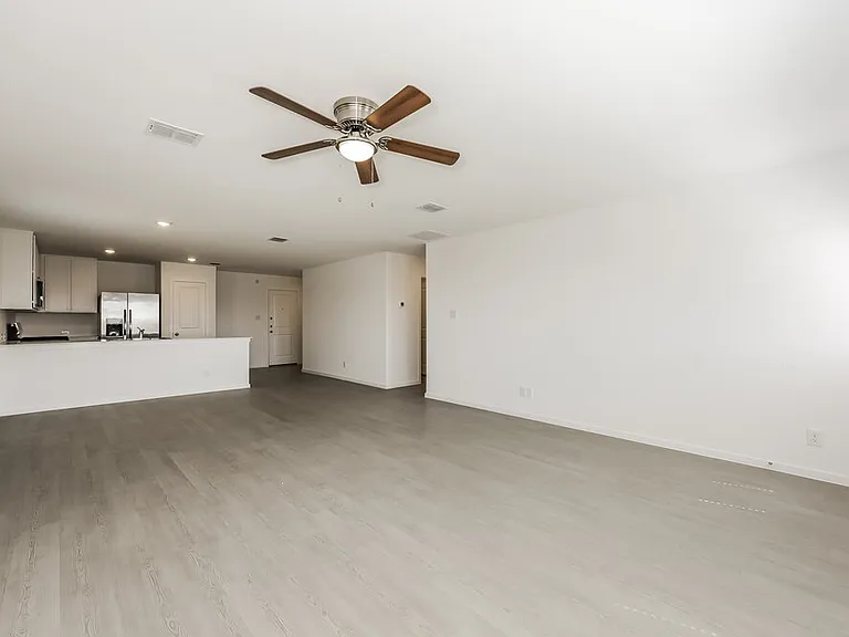 1281 Wedgeleaf Ln — Photo 3