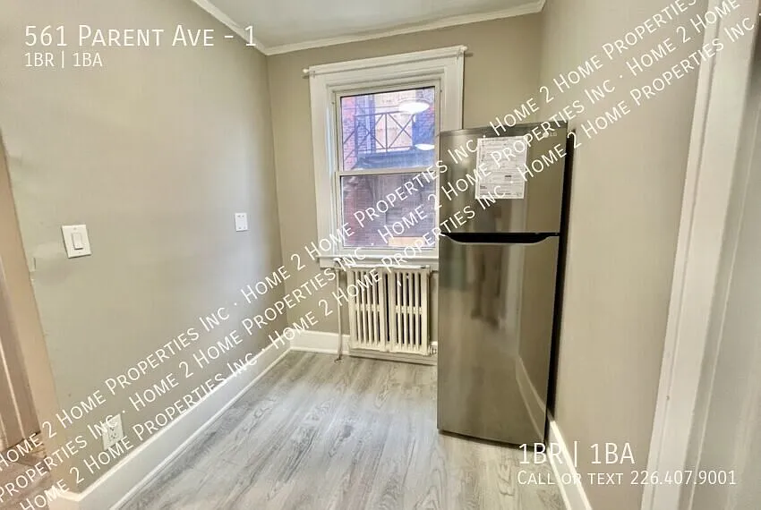 Newly Renovated 1-Bedroom Apartment — Photo 2