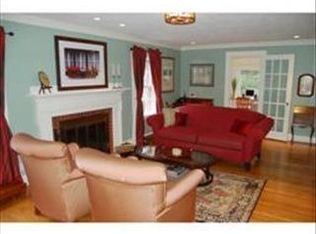 5 Maurice Rd, Wellesley, MA 02482