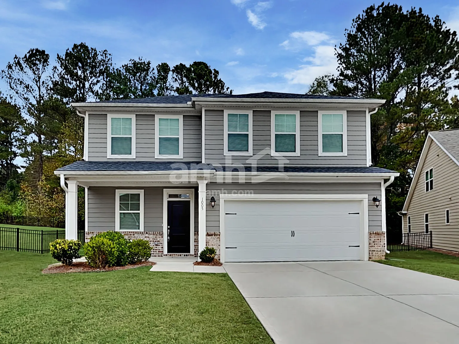 3 bed, 2.5 bath, 1891 sqft, $2,140 — Photo 1