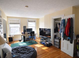 32 Irving St APT 3, Boston, MA 02114