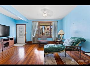 549A Compton Ave, Perth Amboy, NJ 08861