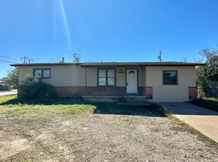 1161 E 23rd St, San Angelo, TX 76903