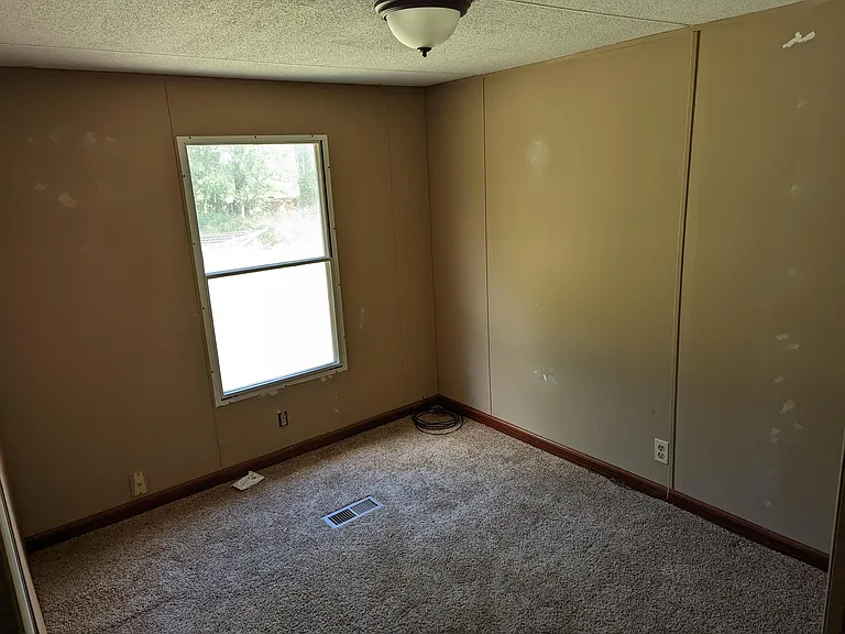 2260 Zeandale Rd — Photo 7
