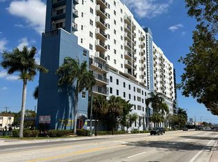 6365 SW 8th St #1110, Miami, FL 33144