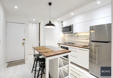 Rented by Bond New York