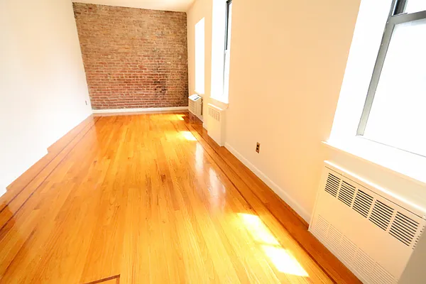 Rented by JM Preston Properties LLC | media 17