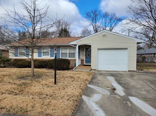 2204 Southmoor Dr, Champaign, IL
