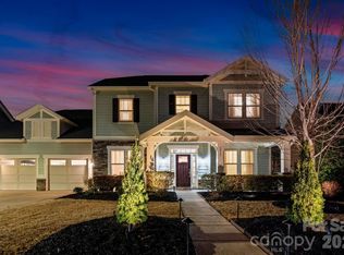 2068 Paddlers Cove Dr, Clover, SC 29710