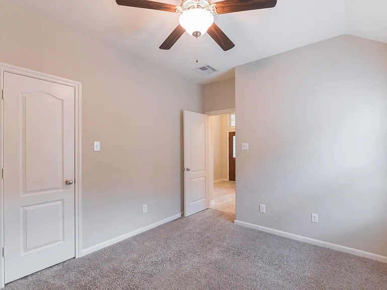 87 Bloomhill Pl — Photo 42