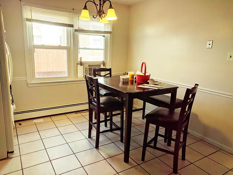 130 Eachus Ave — Photo 14