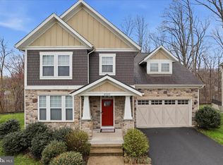 8383 Edward Carr Ct, Springfield, VA 22153