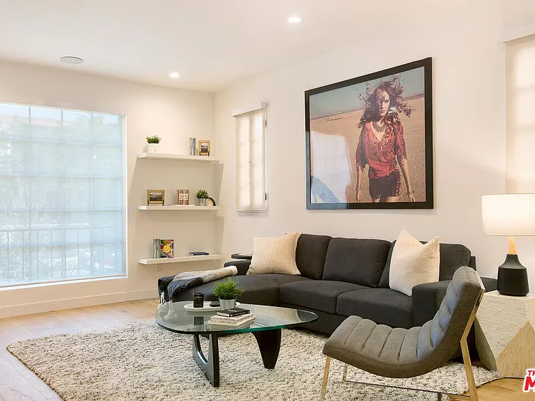 418 N Stanley Ave #420 — Photo 22