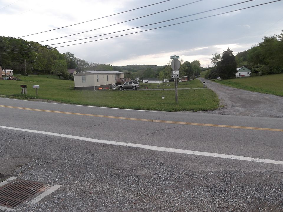 2nd image of 4656 Maple Branch Rd