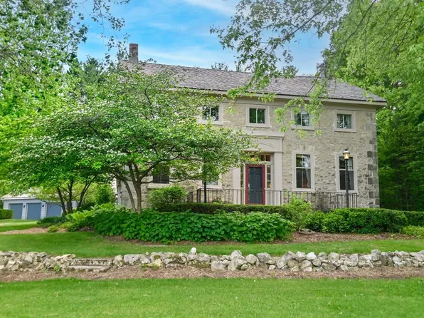 11407 Cedar Creek ROAD, Cedarburg, WI 53012
