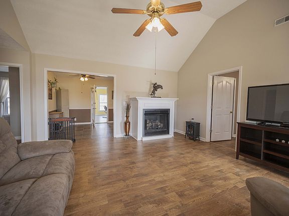 4th image of 5726 Constantine Dr