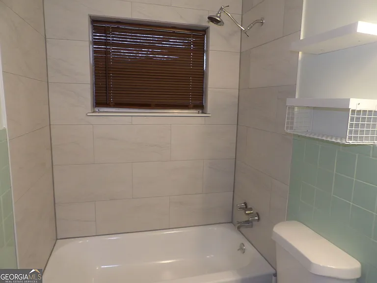 5261 Heather Ln — Photo 10