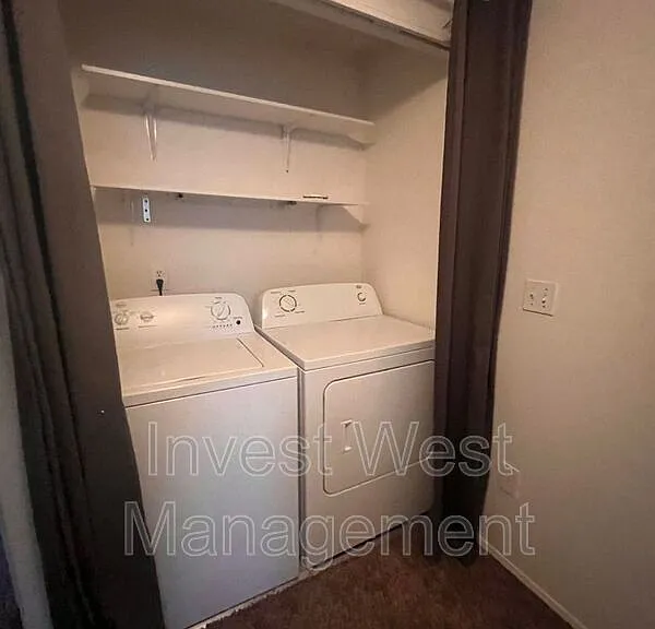 9031 N Saint Louis Ave — Photo 12