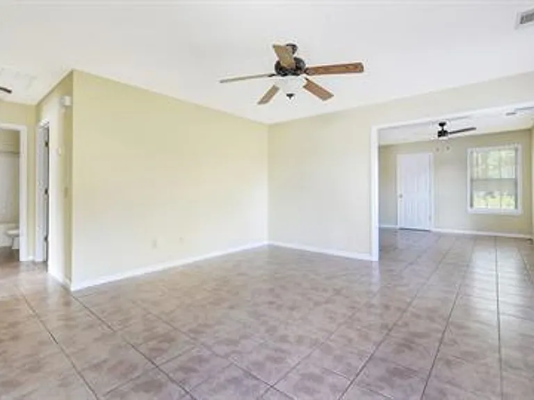 38 Webb Ct NE — Photo 8