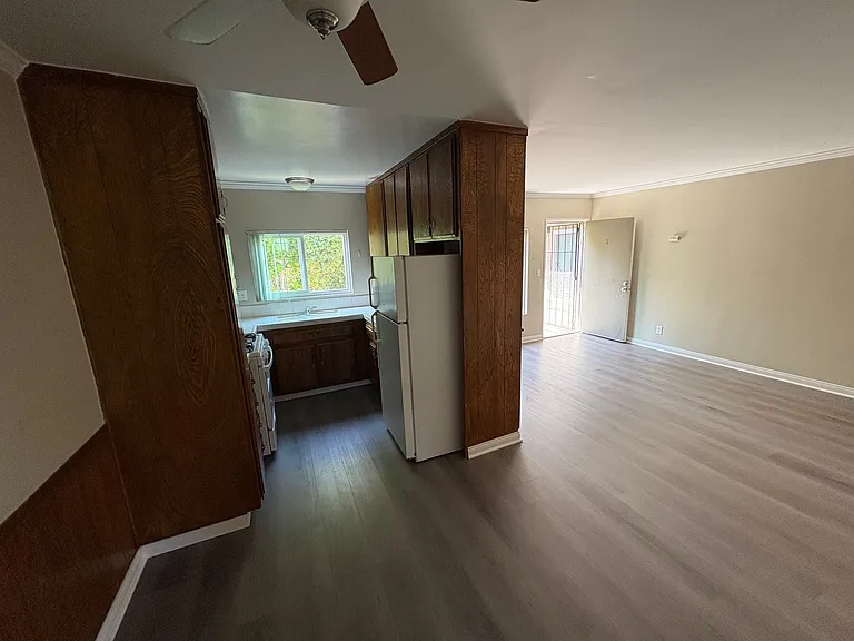 4452 Louisiana St #8 — Photo 4