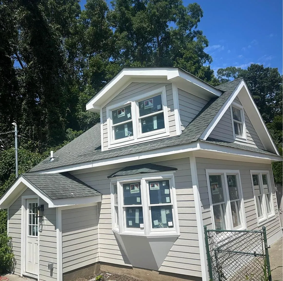 2 bed, 1.0 bath, 650 sqft, $2,850 — Photo 1