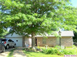 1010 Pecan Ln, Claremore, OK 74017