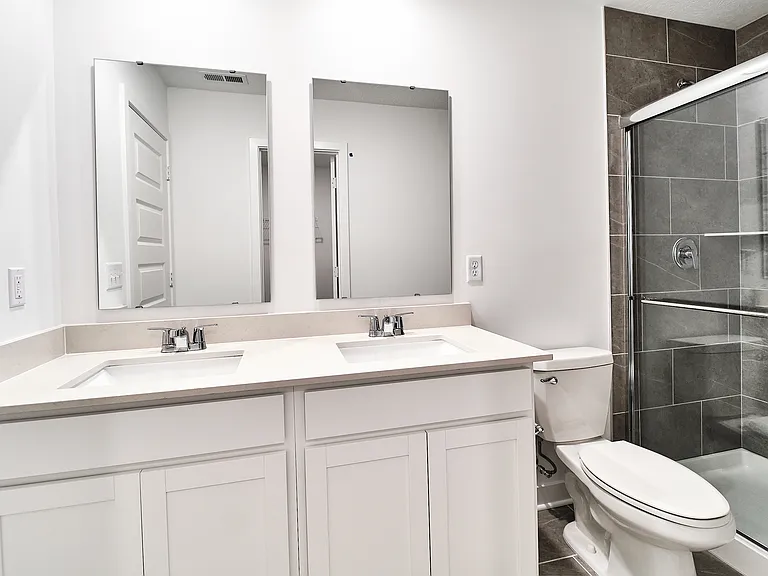404 W Monroe St — Photo 36