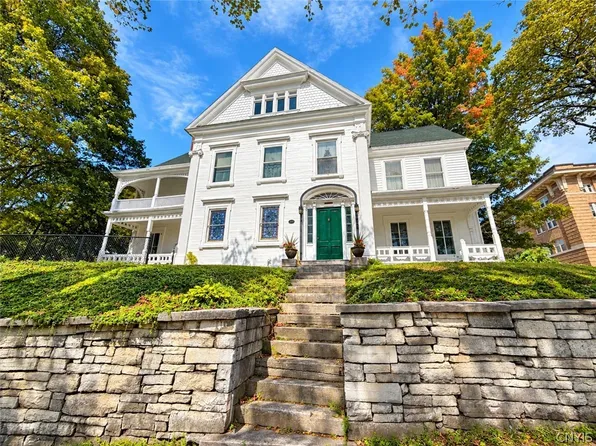 528 Garden St, Little Falls, NY 13365